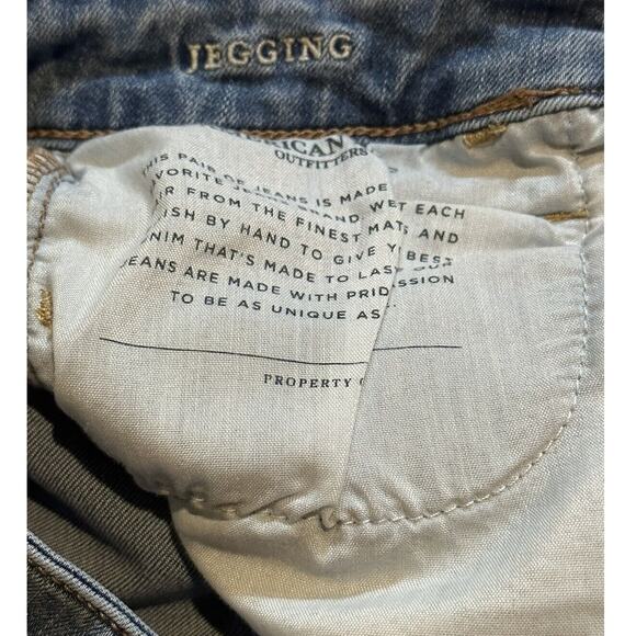 American Eagle Outfitters Super Stretch Jegging Distressed Misses Size 2 Skinny - Picture 6 of 9